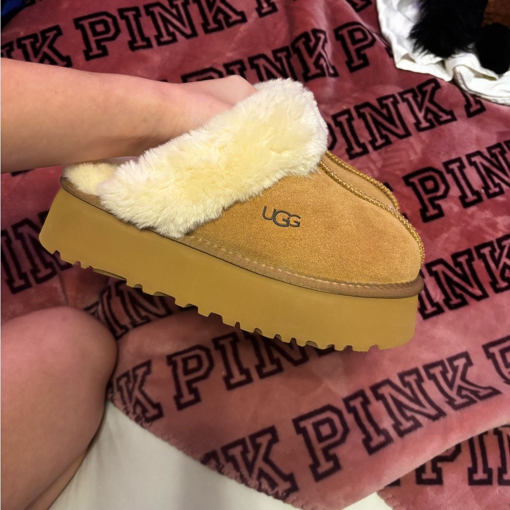 ugg disquette slippers size 7 original tan